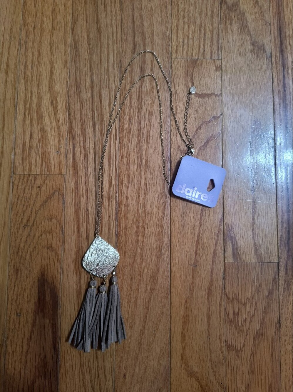 Pick 3/$10⭐ NWT Claire's long boho necklace with tassels